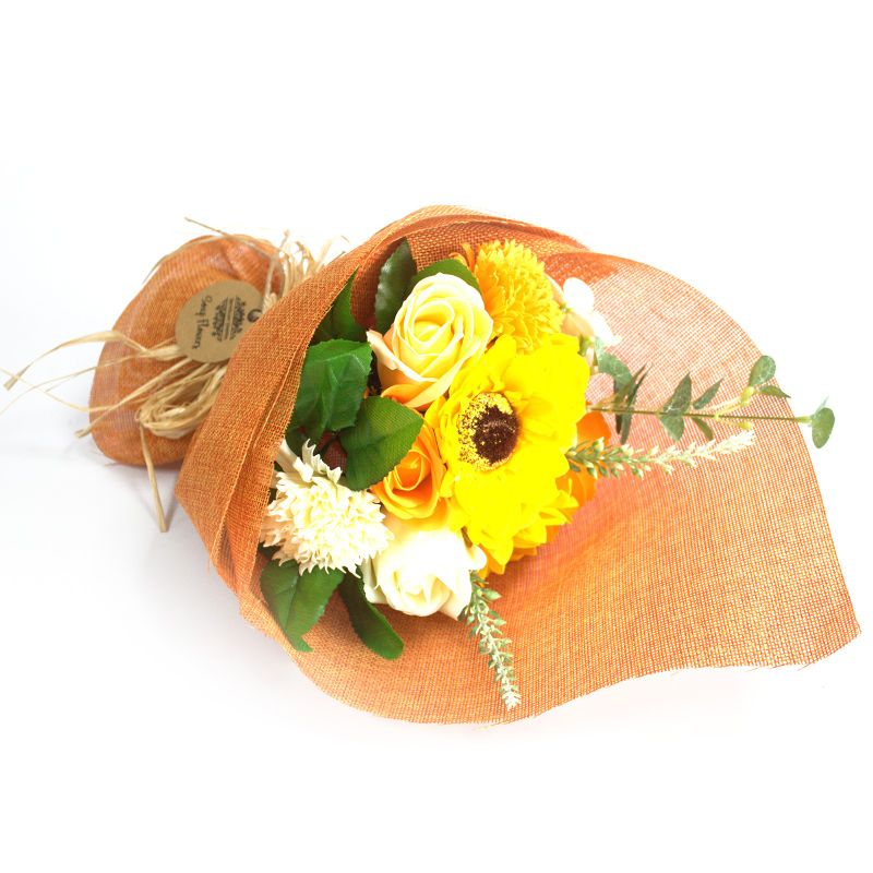 orange stående tvålblomsterbukett - Special