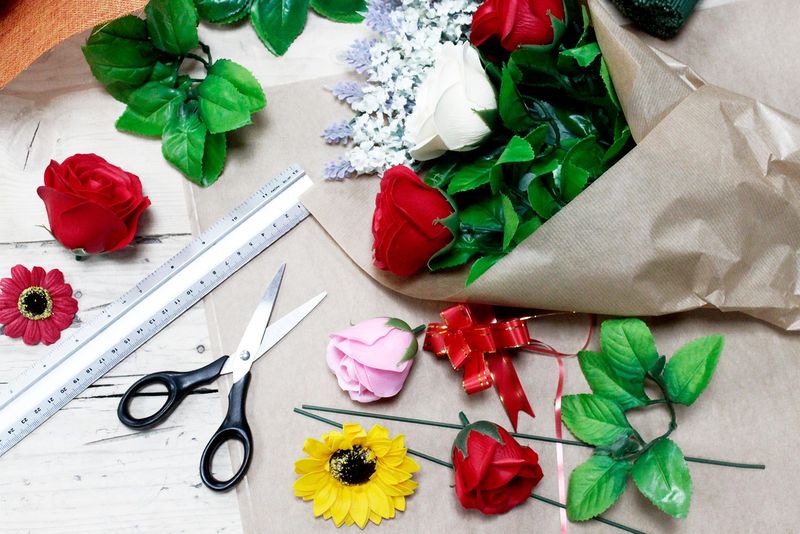 Blomblad Dekorationer med ca 350 blad - Ca 60 stycken