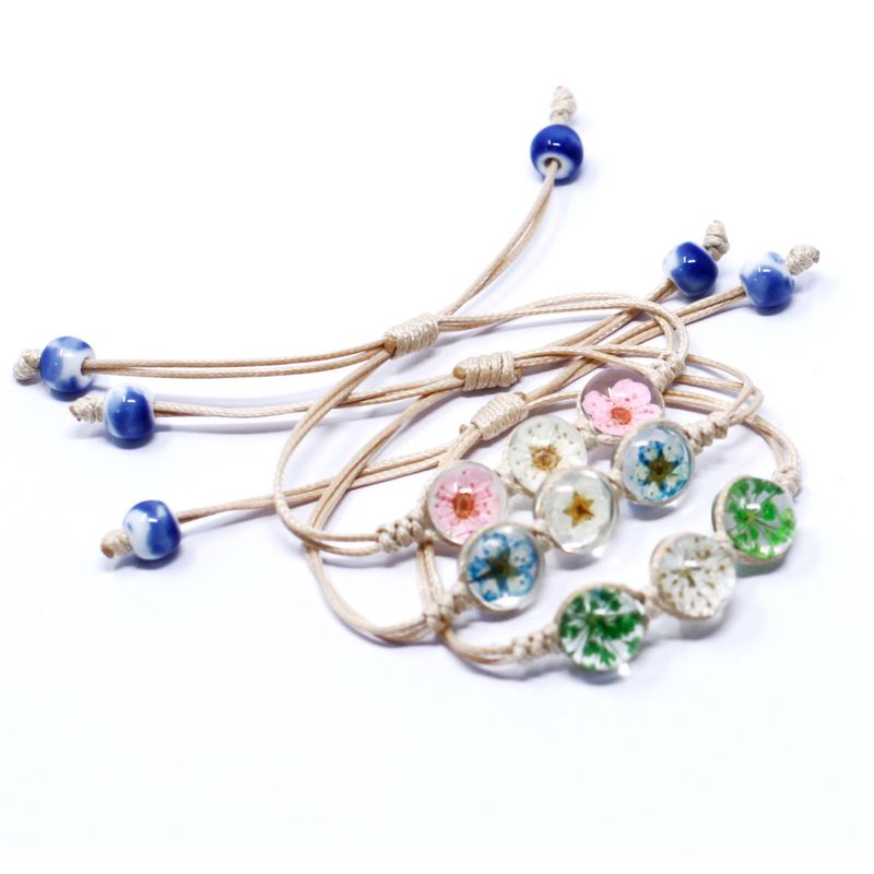 Pressade Blommor - Armband med Tre Blommor