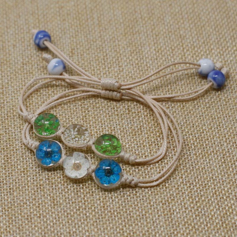 Pressade Blommor - Armband med Tre Blommor
