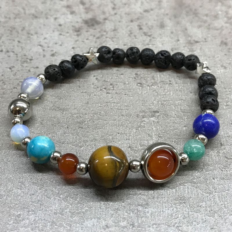 Armband av Lavasten - Silver Solsystemet