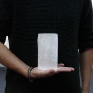 Cylinder Ljuslykta av Selenit - 15 cm
