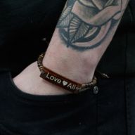Kokosarmband med Slogan - LoveAll