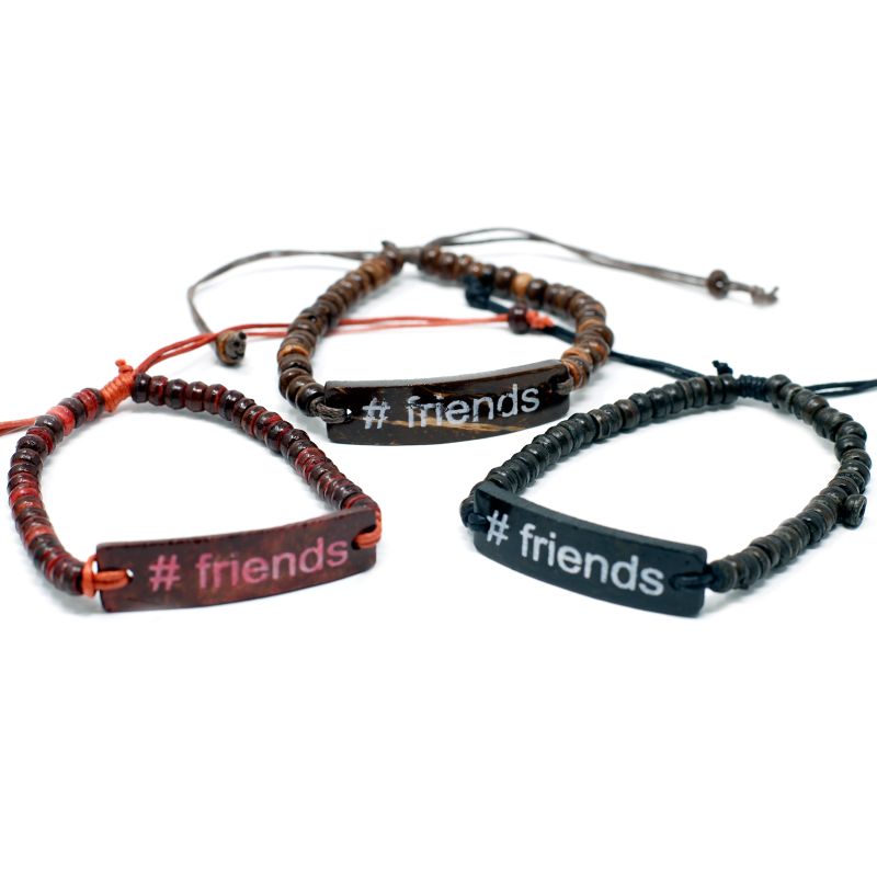 Kokosarmband med Slogan - #Friends