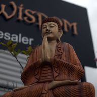 Handsnidad Buddhastaty - 80cm Bön