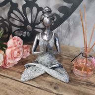 Yogadam Figur -  Silver & Vit 24cm