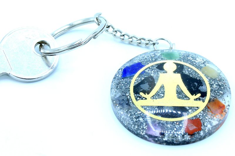 Nyckelring av Orgonit - Buddha Sju Chakra