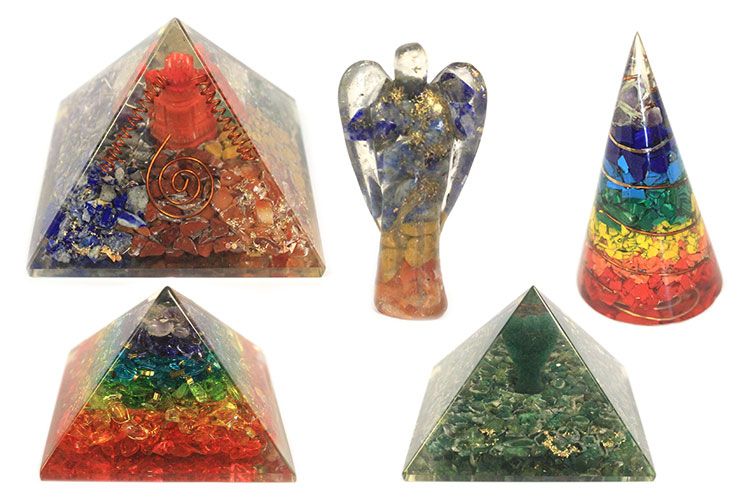 Pyramid av Orgonit 90mm - Sju Chakra, Livets Blomma