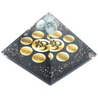 Pyramid av Orgonit 90mm - Midnatt Om Chakra
