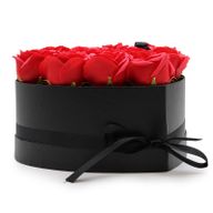 Gåvoset med Tvålblommor - 13 Röda Rosor - Hjärta