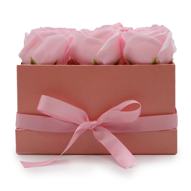 Gåvoset med Tvålblommor - 9 Rosa Rosor - Kvadrat