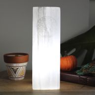 Lampa av Selenit 25cm - Livets Träd
