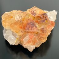 Exemplar av Mineraler - Blandade Bitar (ca 20-24 stycken)