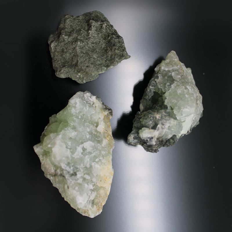 Exemplar av Mineraler - Liten Prynit (ca 30-79 stycken)