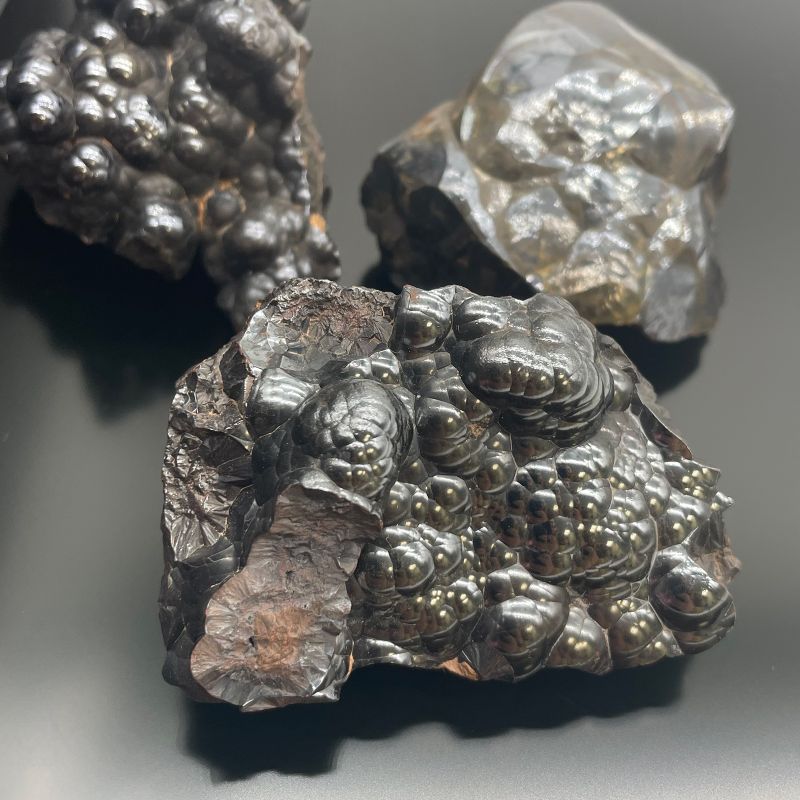 Exemplar av Mineraler - Naturlig Hematit (ca 20 stycken)
