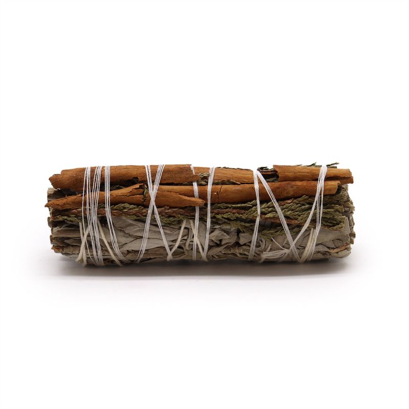 Smudge Stick - Vit Salvia, Ceder och Kanel