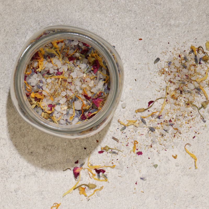 Blandning med Torkade Blommor till Bad 140g - Utan Etikett