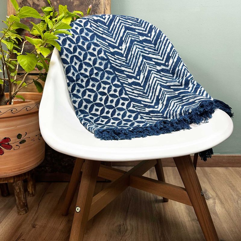 Handgjord Indigo-Pläd - 170x120cm - Namoona Vågor