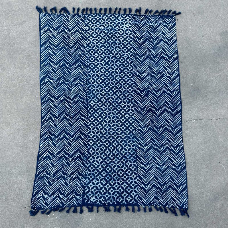 Handgjord Indigo-Pläd - 170x120cm - Namoona Vågor