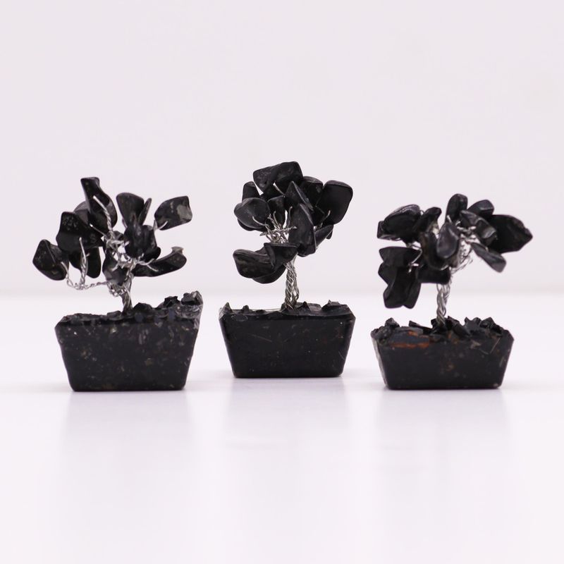 Mini Ädelstensträd med Orgonitbas - Svart Agat (15 Stenar)