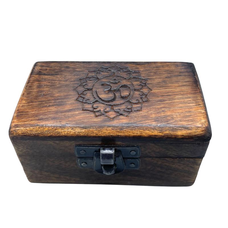 Pillerlåda i Trä 9x5x4cm - Carved Designs - Blandat