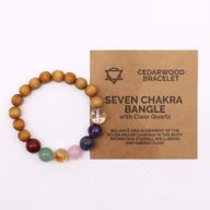 Sju Chakra Armband av Cederträ