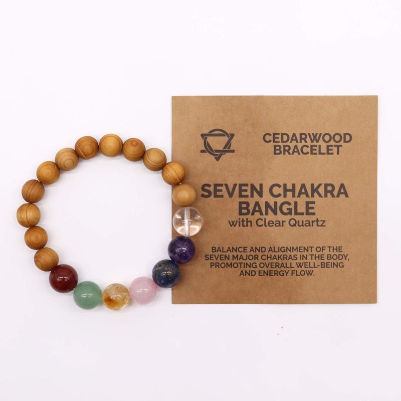 Sju Chakra Armband av Cederträ