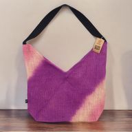 Axelväska av Mjukt Tyg - Antik Fuchsia
