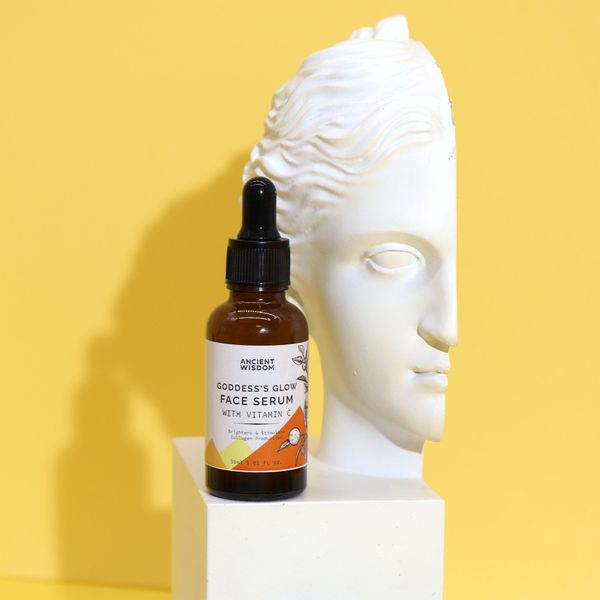 Gudinnans Glödande Ansiktsserum med C-Vitamin