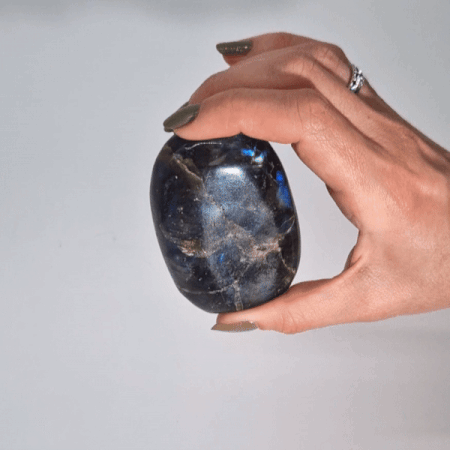 Madagaskar Labradoritstenar - Gravstensform (ca 80-168g - 40-60mm)