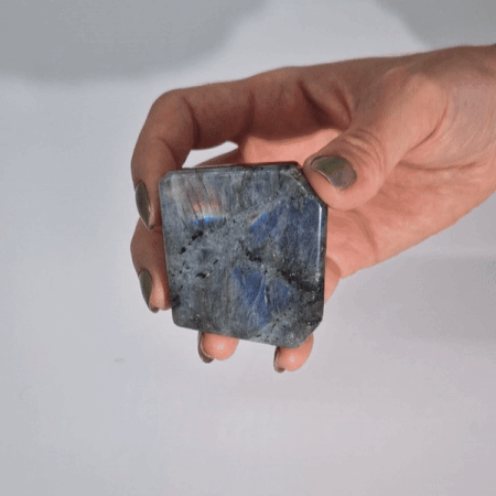 Madagaskar Labradoritstenar - Gravstensform (ca 80-168g - 40-60mm)