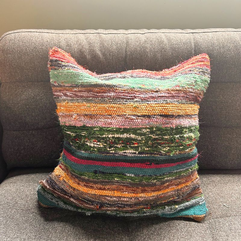 Kuddfodral av Återvunnen Trasmatta - 40x40cm - Kolgrå