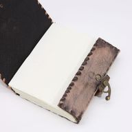 Brun Anteckningsbok - Onda Ögat - 160 Sidor med Rufsade Kanter - 20x15cm