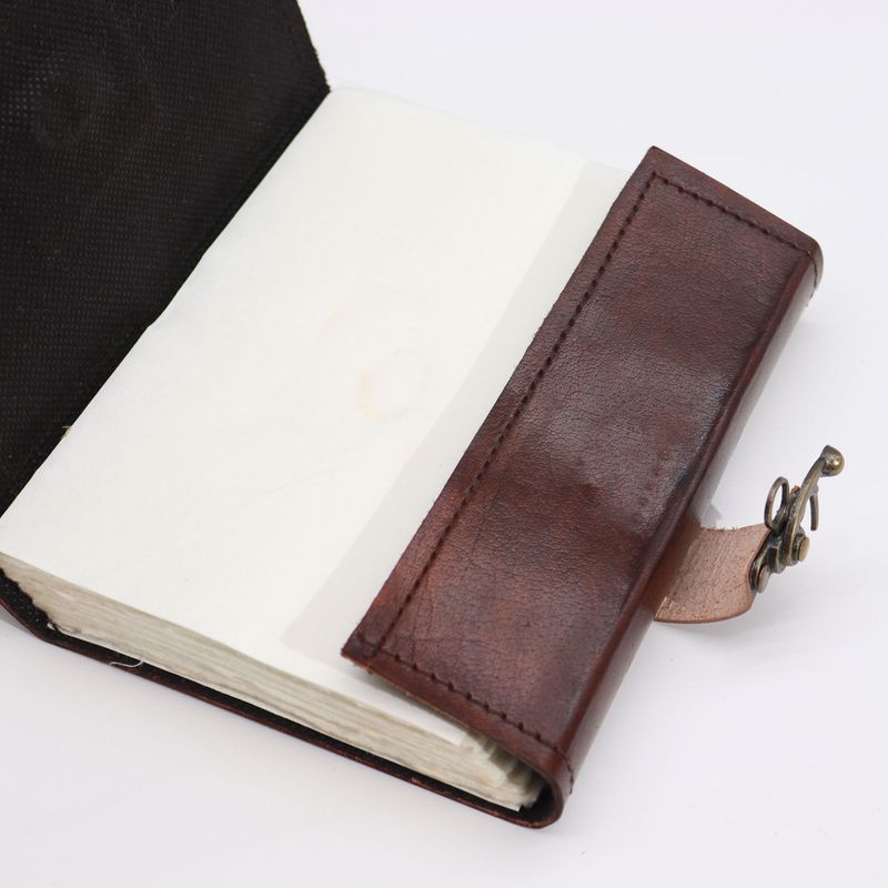 Mörkbrun Anteckningsbok - Onda Ögat - 160 Sidor med Rufsade Kanter - 17x12.5cm