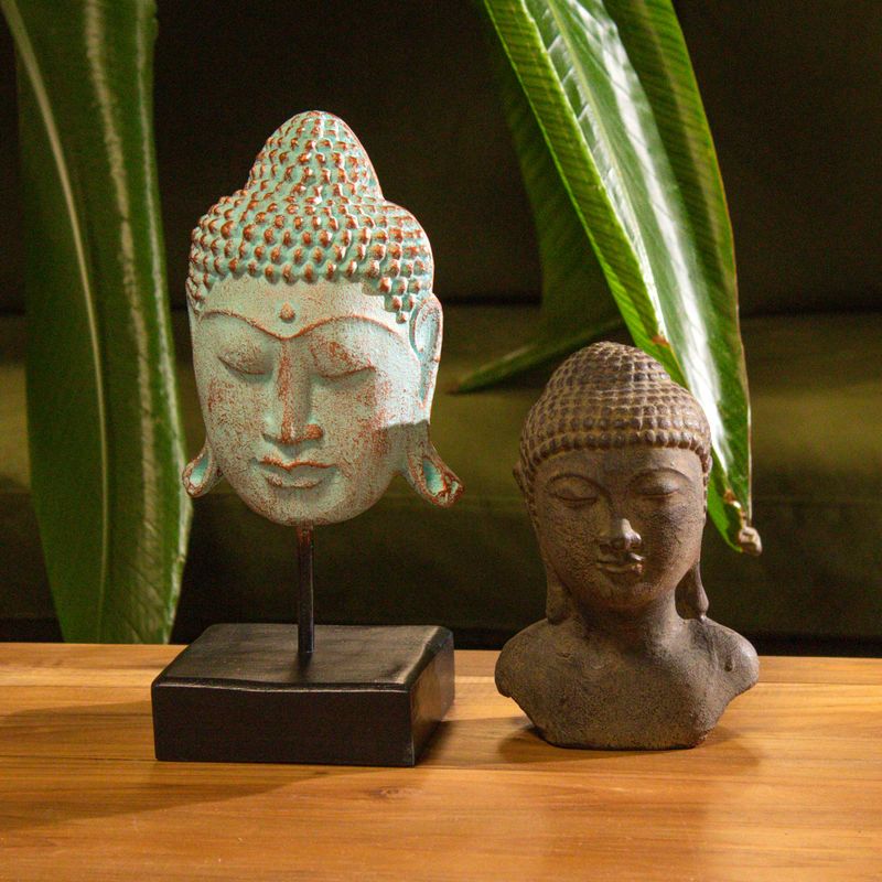 Buddhahuvud i Lugn - Grå