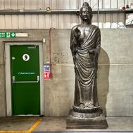 Lång Buddhastaty i Antik Guld - Stående - 3m