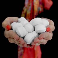 1,3 kg låda med Chill Pills - Kärlekens sommar