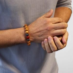 Chakra Armband av Cederträ - AWGifts Sverige - Leverantör av Present- och Aromaterapiartiklar