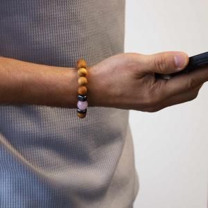 Chakra Armband av Cederträ - AWGifts Sverige - Leverantör av Present- och Aromaterapiartiklar