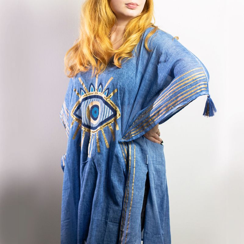 Nomad Sari Kaftan - Handmålad Design i Djup Blå & Guld med Onda Ögat