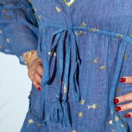 Nomad Sari Klänning M/L - Havsblå Design med Fiskar i Guld