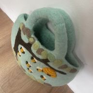 Filtväska med Träd & Bikupa - 35x27cm