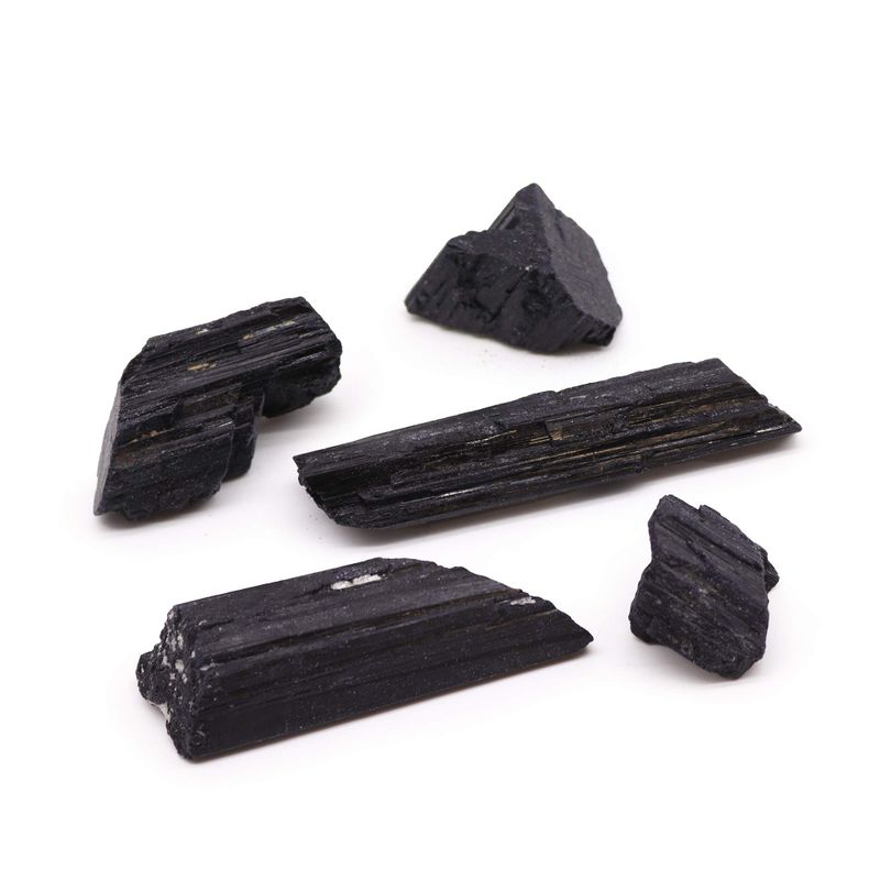 Exemplar av Mineraler - Indisk Turmalin 1kg (ca 20-30 st. - 5-10cm)