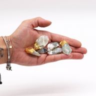 Guld- & Silverpläterade Ädelstenshängen - Klar Kvarts (6 olika)