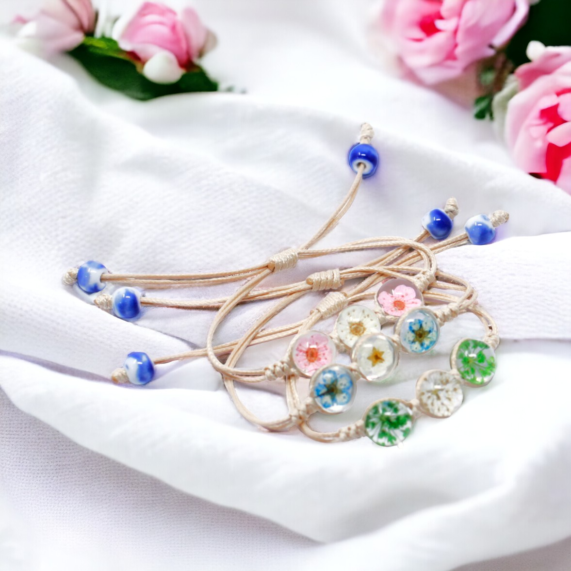 Smycken med Pressade Blommor