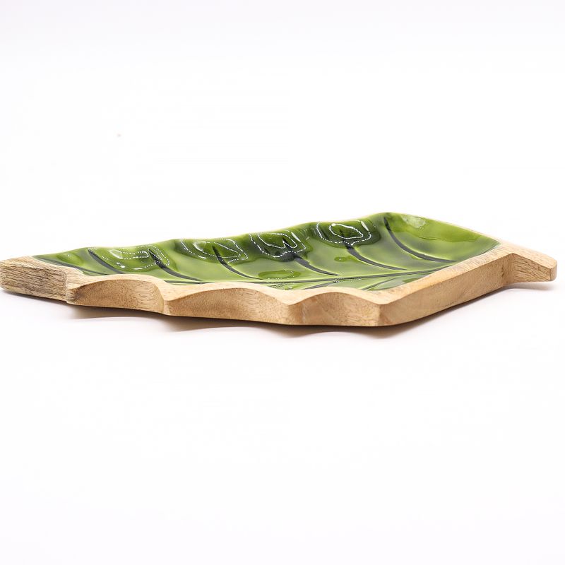 Vilse i Skogen - Emaljerad Lövformad Skål i Trä - 33x17cm