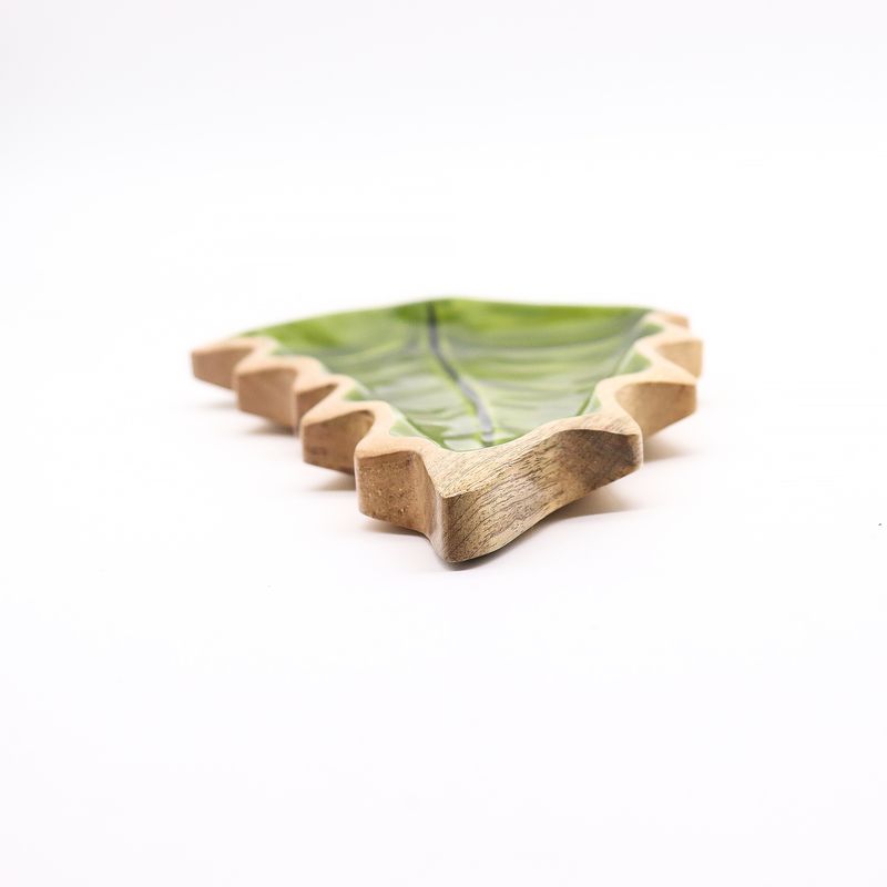 Vilse i Skogen - Emaljerad Lövformad Skål i Trä - 33x17cm