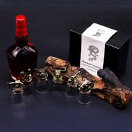 Gåvoset med 6 Bottom Up Shotglas (50ml) - Mystiska Varelser