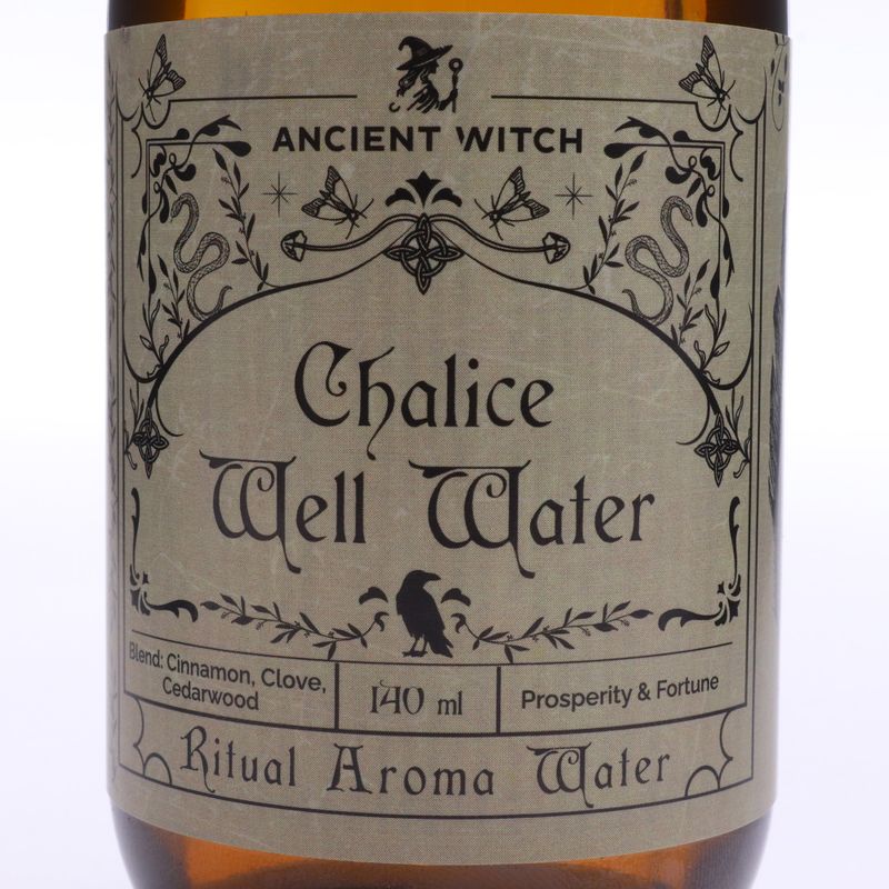 Gammalt häxritualvatten - Chalice Well vatten