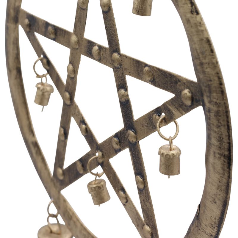 Indiskt Vindspel – Pentagram i Järn med Bjällror – 25 x 49 cm